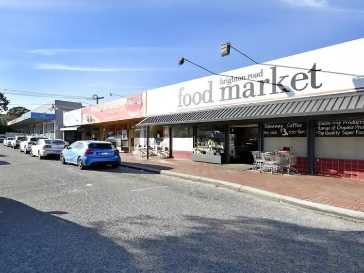 Seventh view of Homely villa listing, 1/10 Ostend Road, Scarborough WA 6019