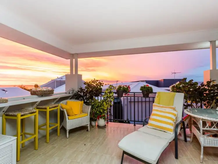 19 Perlinte View, North Coogee WA 6163