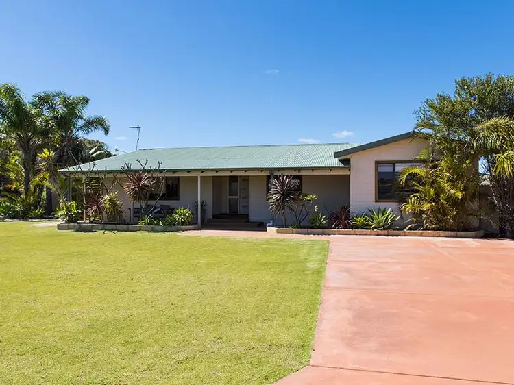 2 Dray Place, Lancelin WA 6044