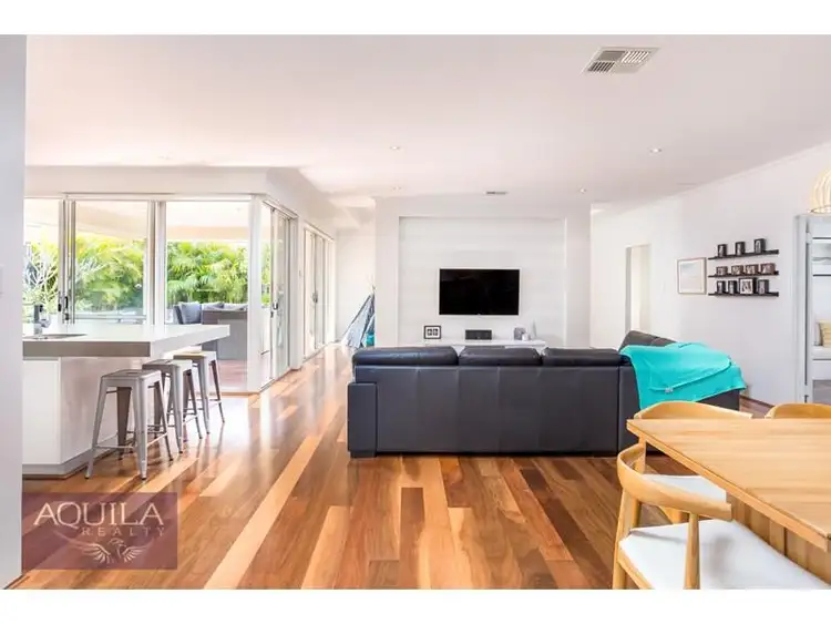 Fourth view of Homely house listing, 3 Lago Promenade, Aveley WA 6069