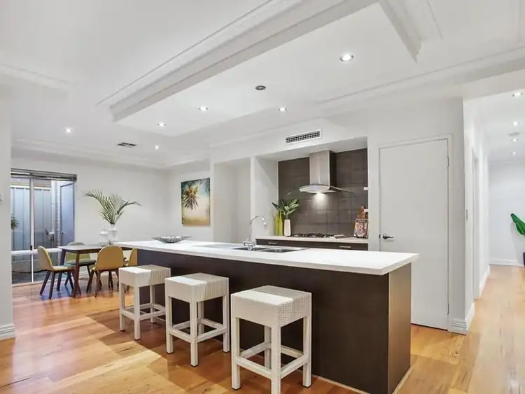 Fourth view of Homely unit listing, 210A Holbeck Street, Doubleview WA 6018