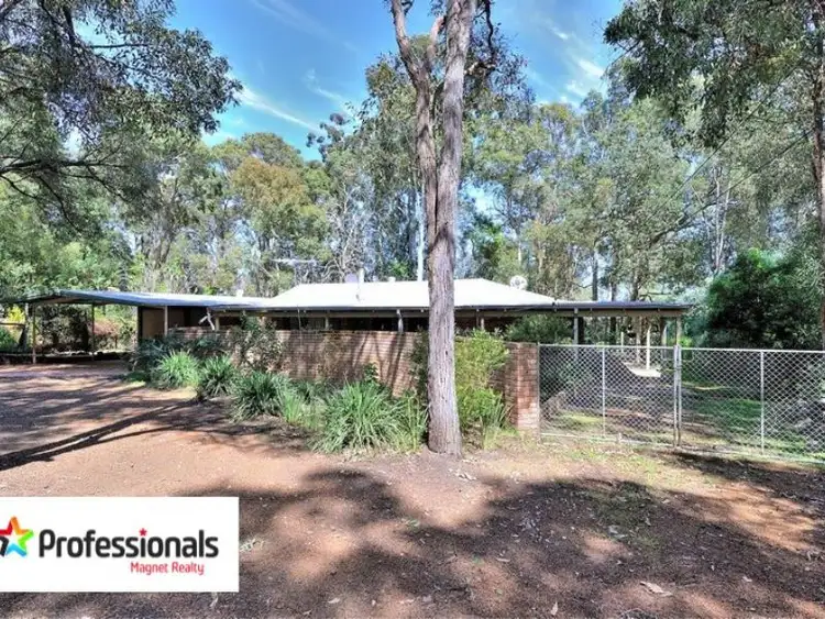 Second view of Homely house listing, 6 Tassell Place, Stoneville WA 6081