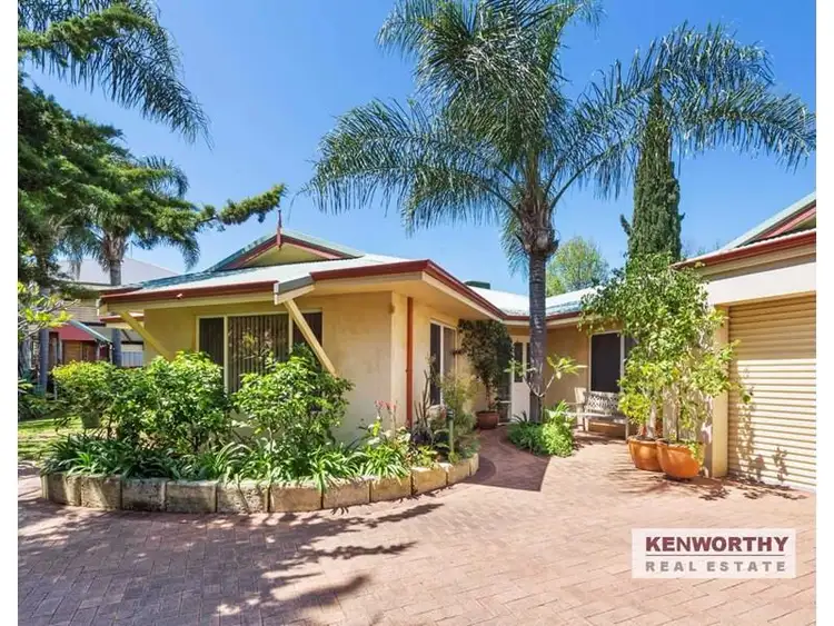 10 Clydesdale Street, Alfred Cove WA 6154