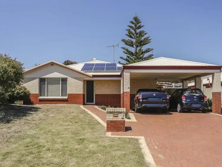 4 Swindon  Lane, Currambine WA 6028