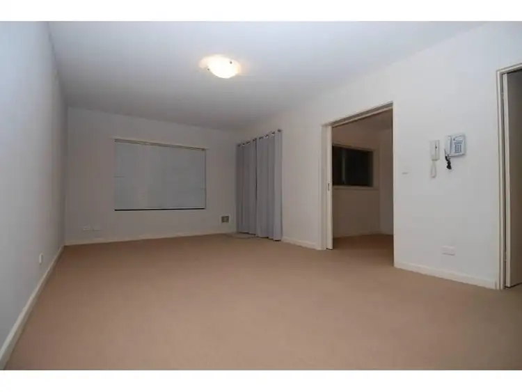 Seventh view of Homely apartment listing, 5/15 Friar John Way, Coolbellup WA 6163