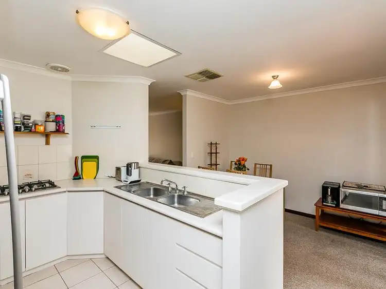 Fifth view of Homely villa listing, 4/77 Dover Road, Scarborough WA 6019