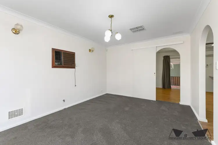 Fifth view of Homely house listing, 12 Redtingle Road, Camillo WA 6111