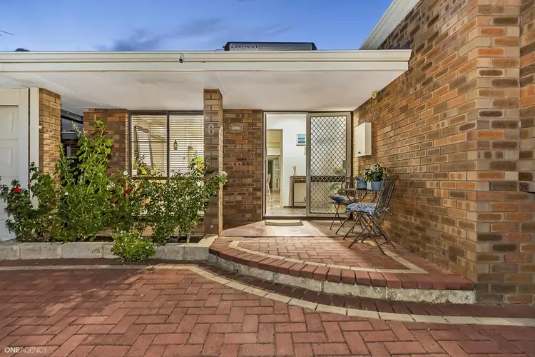 6 Adamson Close, Kingsley WA 6026