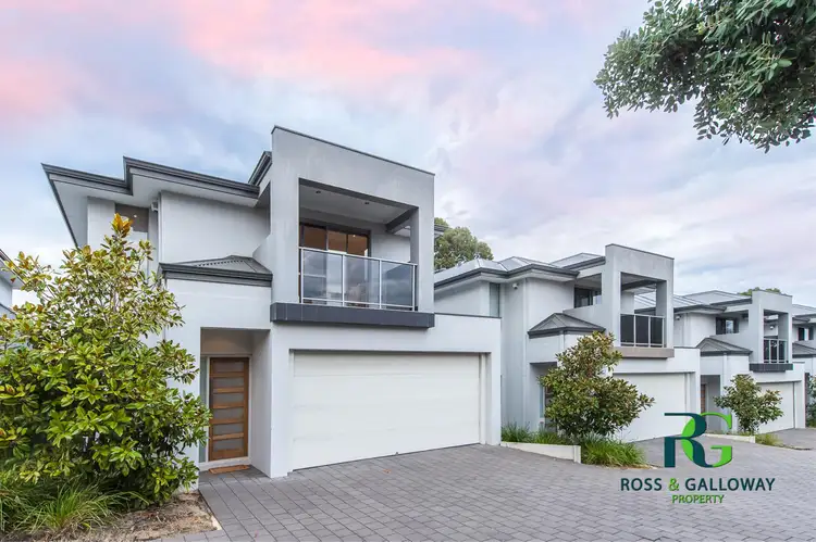 4/8 Bridges Road, Melville WA 6156