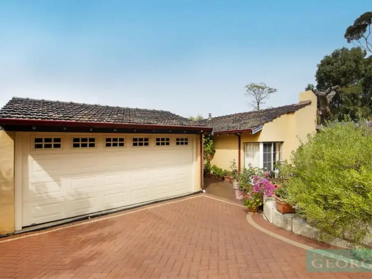 10 Ballidon Crescent, Carine WA 6020