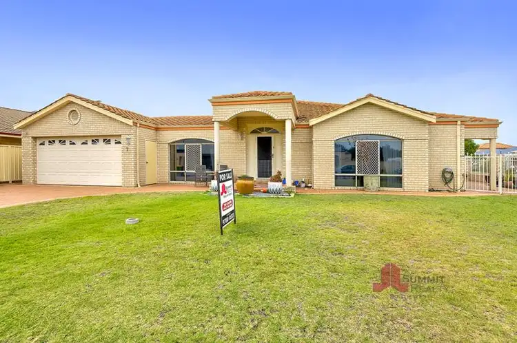 7 Troon Court, Pelican Point WA 6230