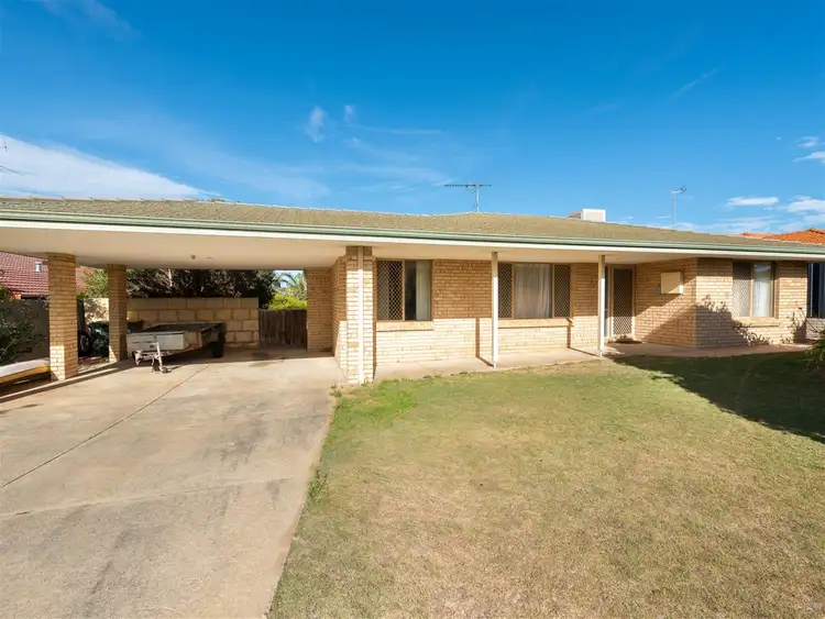 34 Portmarnock Circle, Halls Head WA 6210