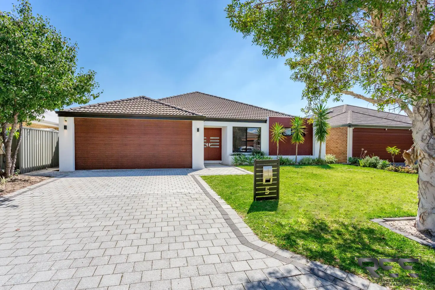 Main view of Homely house listing, 5 Barclay Way, Piara Waters WA 6112