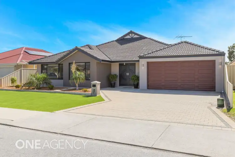 Second view of Homely house listing, 7 Fulmar Way, Seville Grove WA 6112
