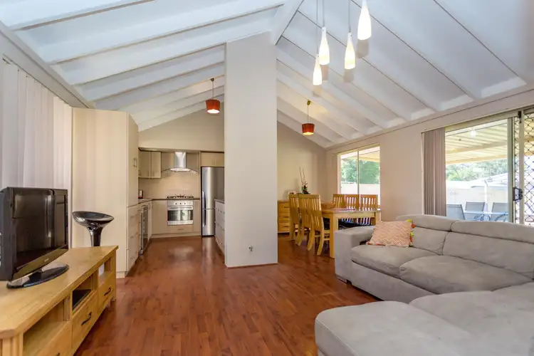17 Lambert Street, Huntingdale WA 6110