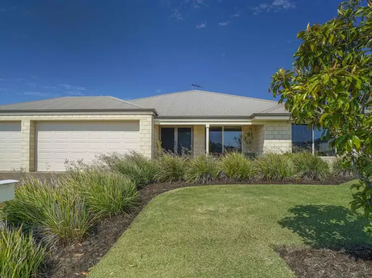 2 Bonvin gardens, Tapping WA 6065