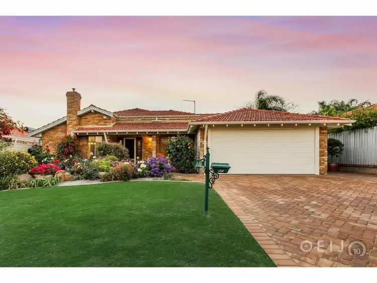 13 Burdett Retreat, Murdoch WA 6150