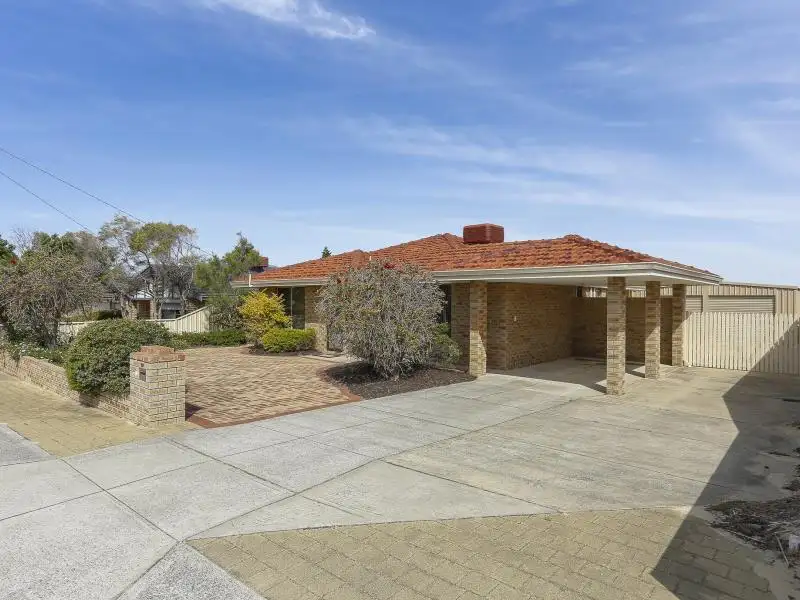 Main view of Homely house listing, 122 Gradient Way, Beldon WA 6027