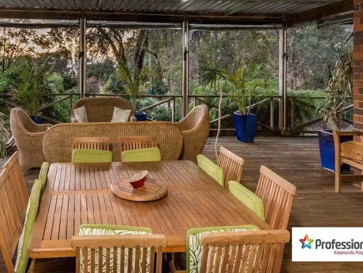 Fourth view of Homely house listing, 1 Healey Place, Gooseberry Hill WA 6076