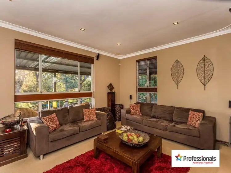 Sixth view of Homely house listing, 1 Healey Place, Gooseberry Hill WA 6076