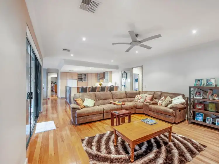 Seventh view of Homely house listing, 28 Honeymyrtle Turn, Stirling WA 6021