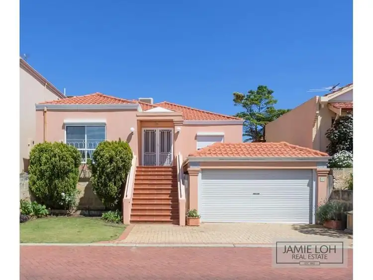 17 Arenga Court, Mount Claremont WA 6010