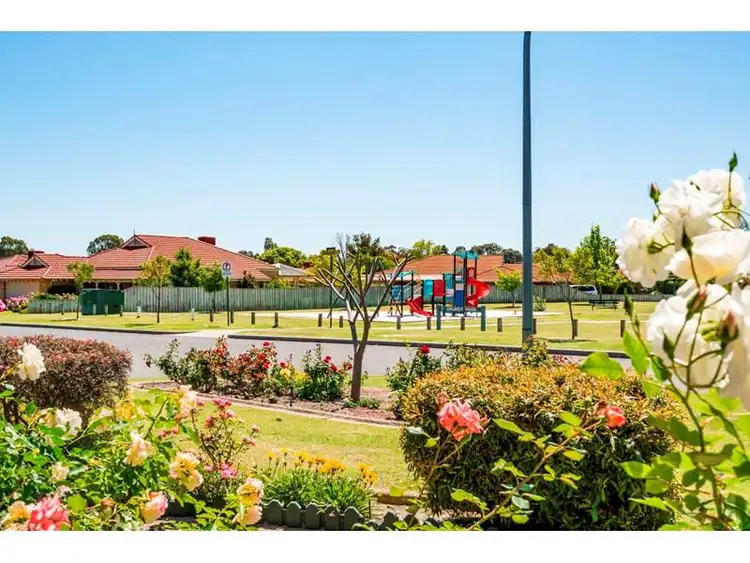 14 Golden Ash Gardens, Helena Valley WA 6056