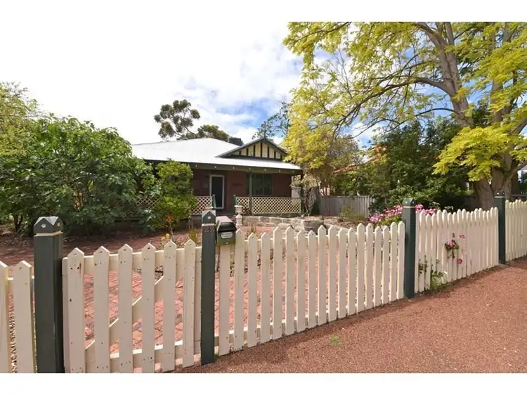 22 Irwin Street, East Fremantle WA 6158