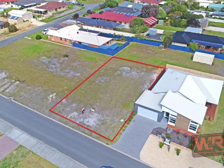 17 Galle Street, Yakamia WA 6330