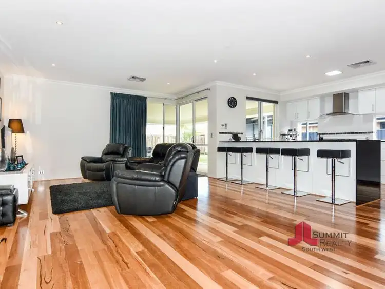 Fifth view of Homely house listing, 39 Braidwood Dr, Australind WA 6233