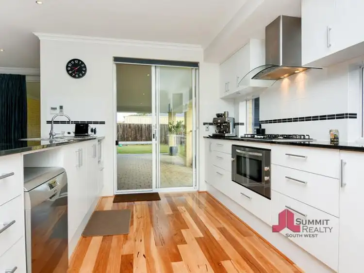 Seventh view of Homely house listing, 39 Braidwood Dr, Australind WA 6233