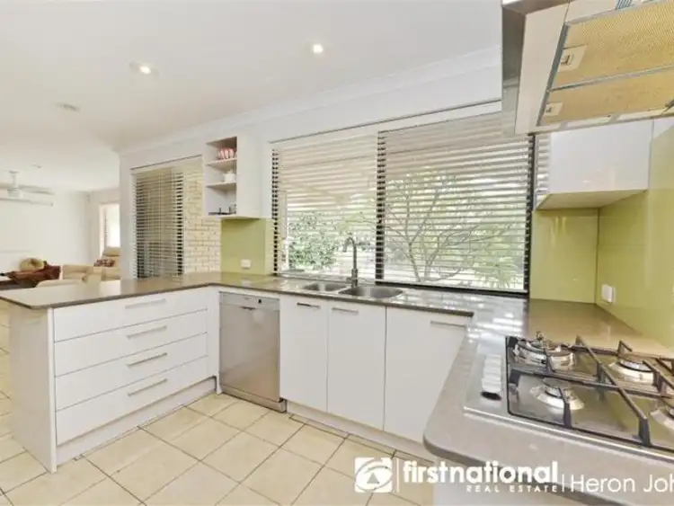 2 Hawke Pass, Bateman WA 6150
