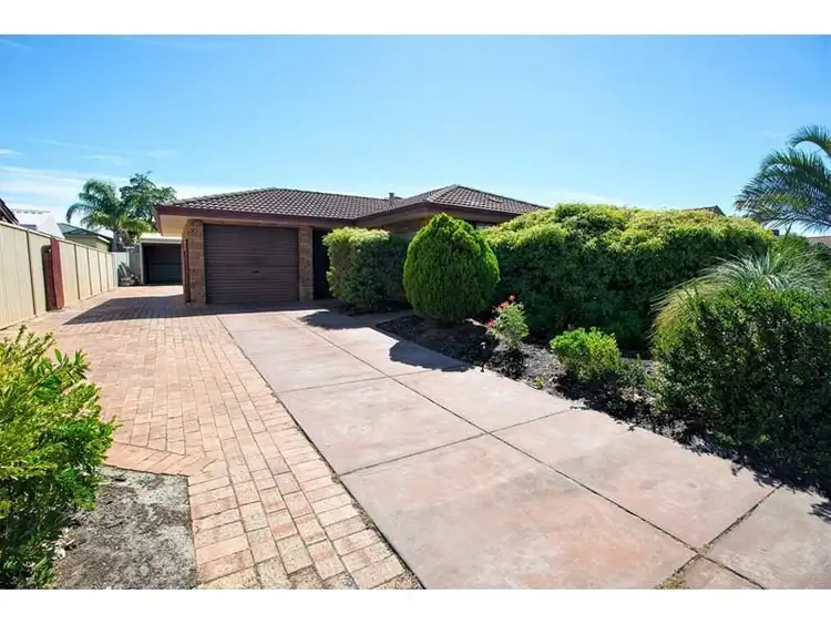 10 Littlemore way, Eden Hill WA 6054