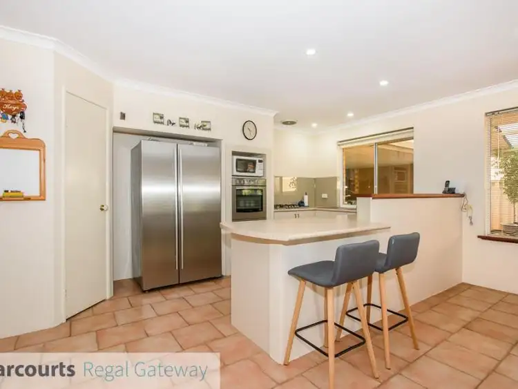Sixth view of Homely house listing, 21 Veneta Circuit, Atwell WA 6164