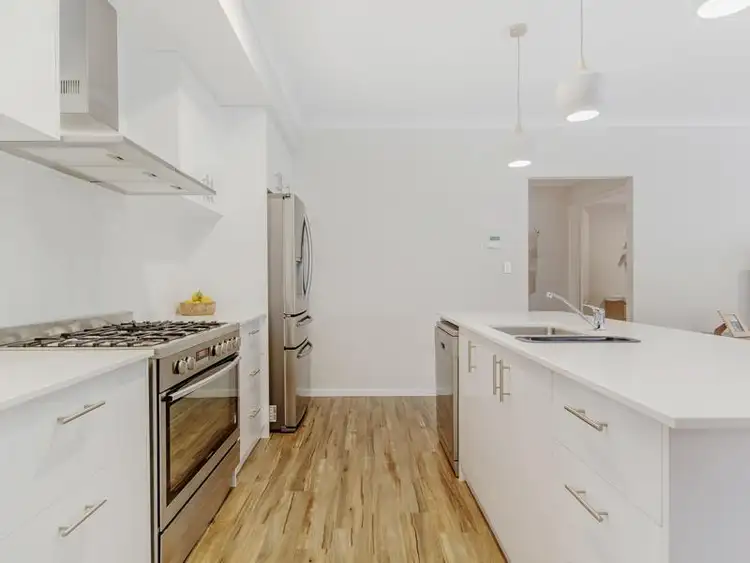 Fifth view of Homely house listing, 289 Peelwood Parade, Halls Head WA 6210