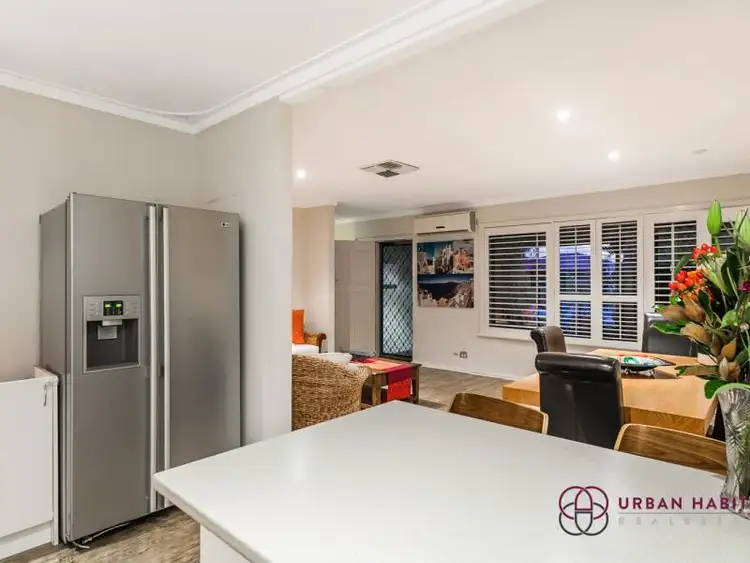 Sixth view of Homely house listing, 6 Kullaroo Court, Hillman WA 6168
