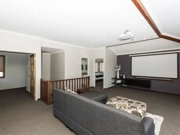 Seventh view of Homely house listing, 4 Geordie Rise, Sorrento WA 6020