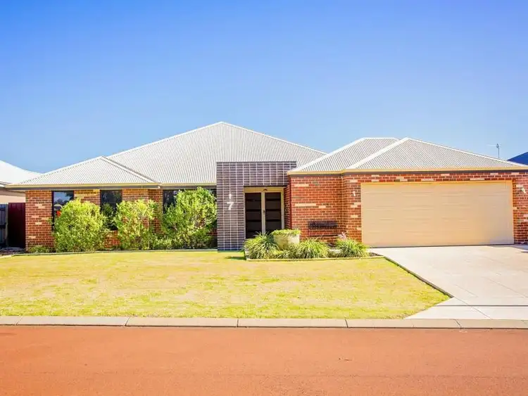 7 Lindfield Road, Australind WA 6233
