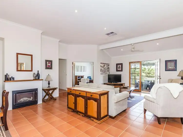 21 Kariong Circuit, Duncraig WA 6023