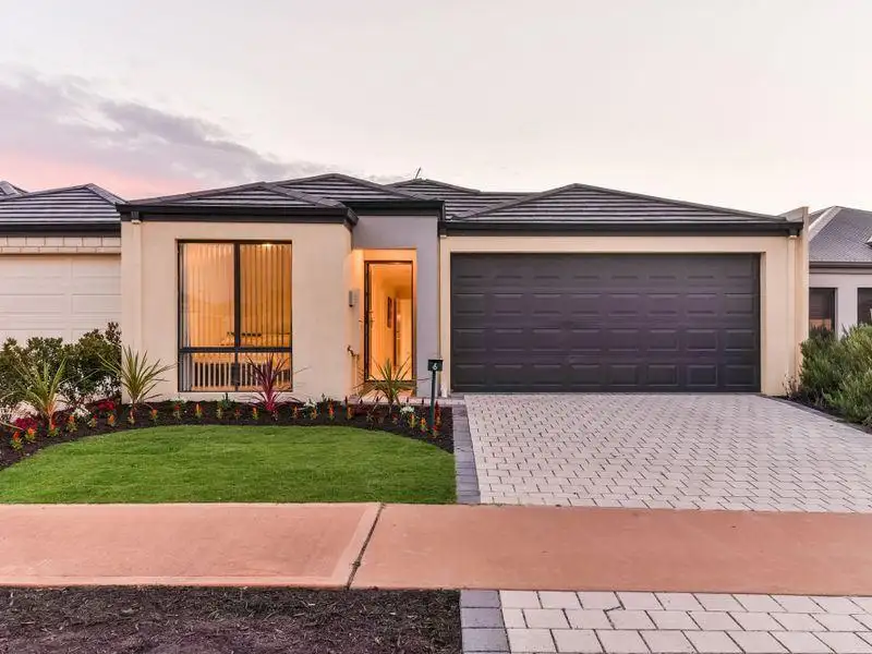 Main view of Homely house listing, 6 Spruce Terrace, Aubin Grove WA 6164