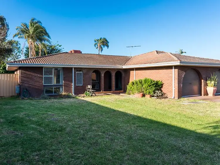 4 Carman Way, Bassendean WA 6054