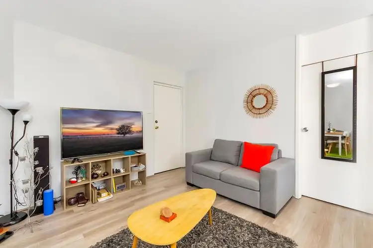 33/12 Wall Street, Maylands WA 6051