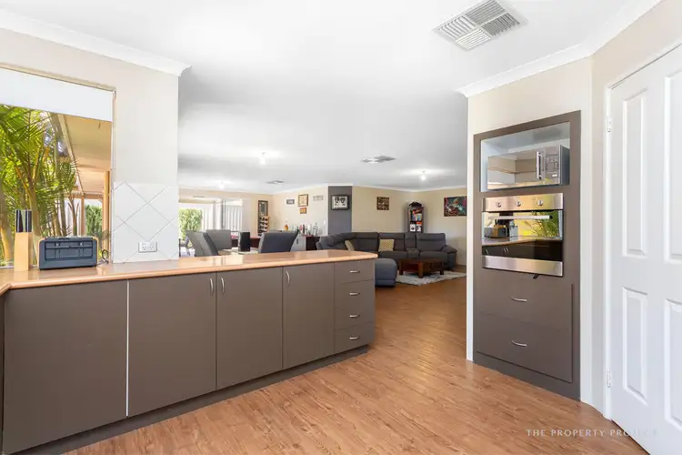 Seventh view of Homely house listing, 8 Minjah Circuit, Carramar WA 6031