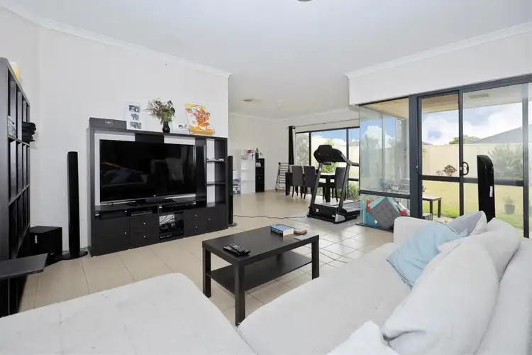 Seventh view of Homely house listing, 2 Condro Bend, Sinagra WA 6065