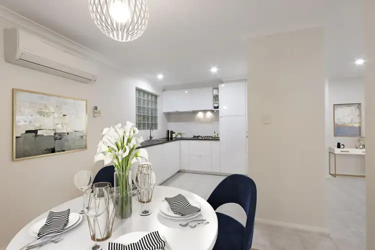 4B Warsaw Place, Joondanna WA 6060
