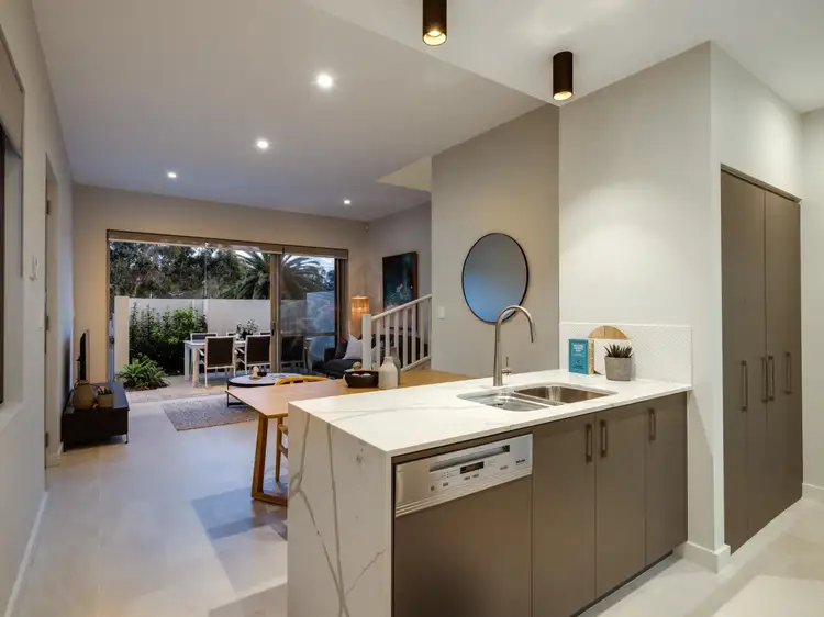 5/2 Strathyre Drive, Duncraig WA 6023