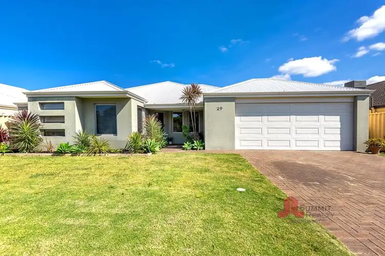 29 Chamberlain  Grove, Millbridge WA 6232