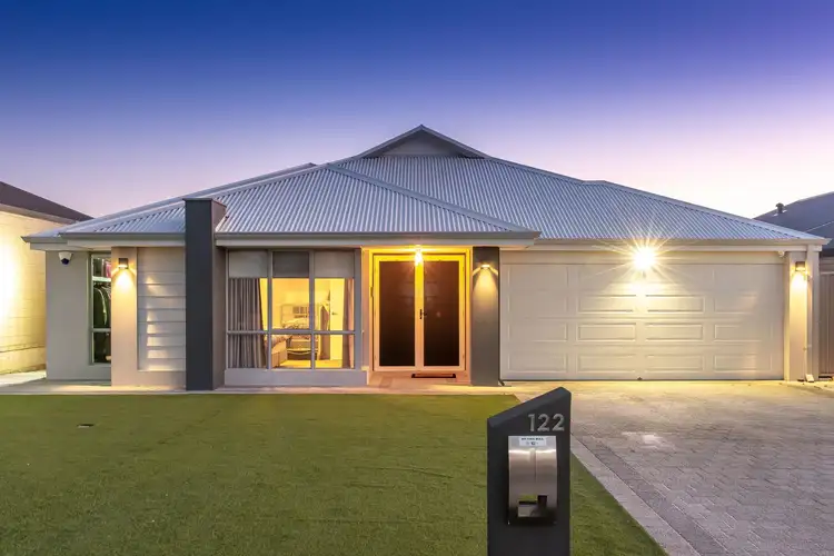 122 Vincent Road, Sinagra WA 6065