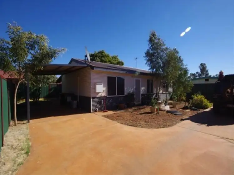 4B Moondoorow Street, Newman WA 6753