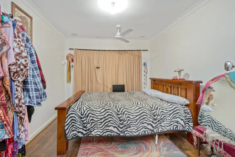 Fourth view of Homely house listing, 2 Broadley Place, Gosnells WA 6110